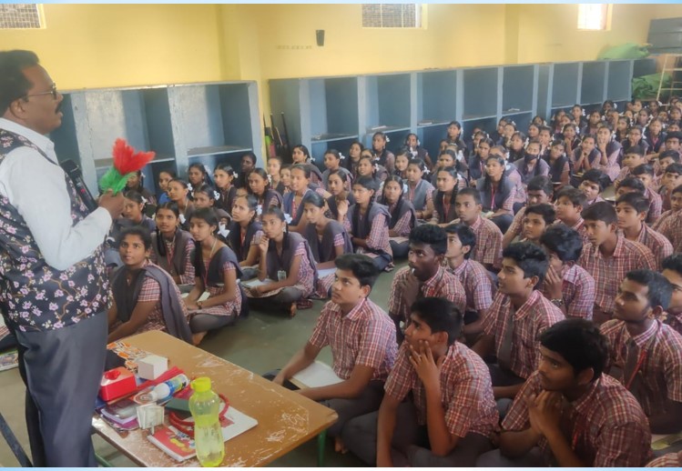 Motivational class to students