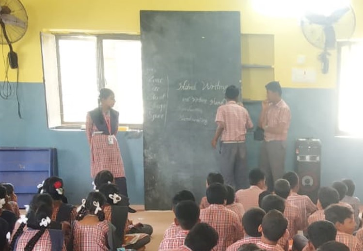 LUCIDA HAND WRITING